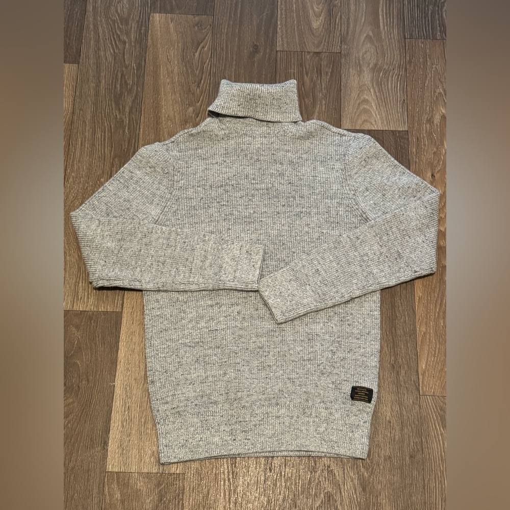 H&M Women’s XS Gray Turtleneck Sweater